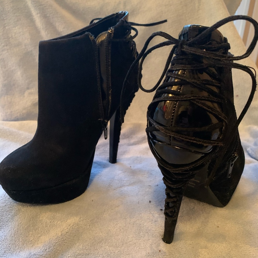 Size 7 bakers black booties with tie up back